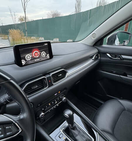 Білий Мазда СХ-5, об'ємом двигуна 2 л та пробігом 55 тис. км за 26000 $, фото 12 на Automoto.ua