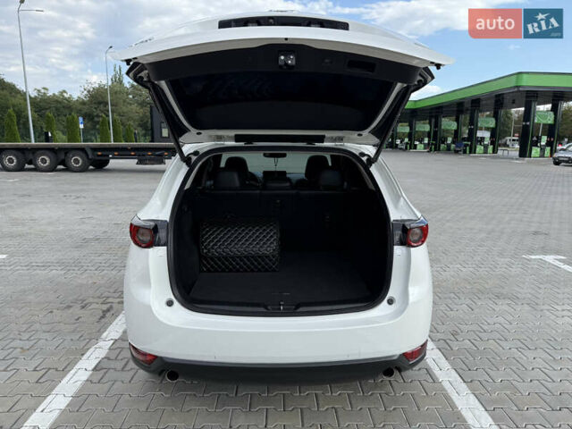 Белый Мазда СХ-5, объемом двигателя 2.49 л и пробегом 75 тыс. км за 24000 $, фото 31 на Automoto.ua