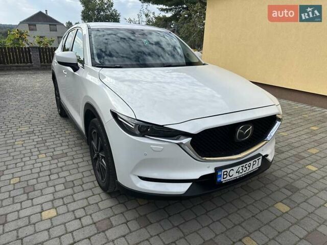 Белый Мазда СХ-5, объемом двигателя 2.49 л и пробегом 92 тыс. км за 21500 $, фото 3 на Automoto.ua