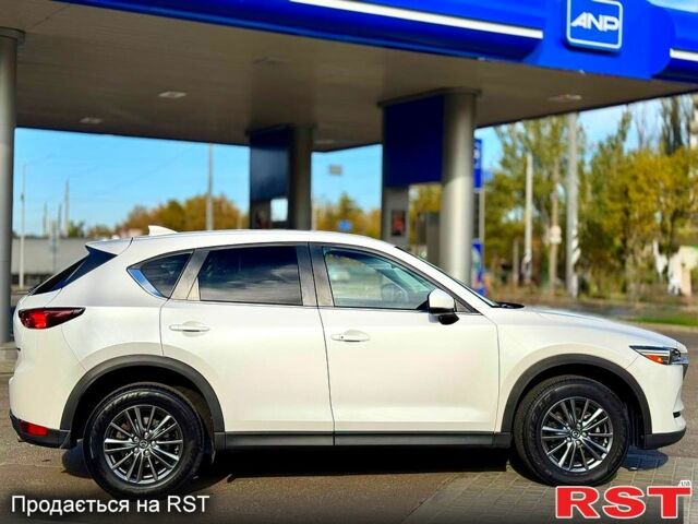 Білий Мазда СХ-5, об'ємом двигуна 2.5 л та пробігом 90 тис. км за 19999 $, фото 5 на Automoto.ua