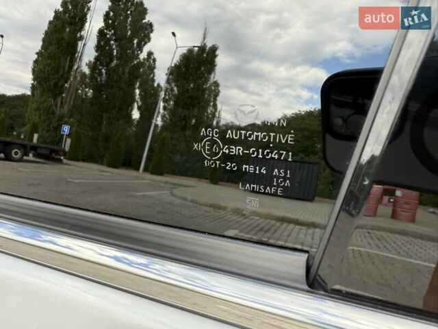 Белый Мазда СХ-5, объемом двигателя 2.49 л и пробегом 75 тыс. км за 24000 $, фото 23 на Automoto.ua