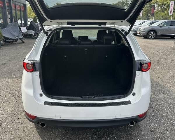 Білий Мазда СХ-5, об'ємом двигуна 2.49 л та пробігом 86 тис. км за 21800 $, фото 13 на Automoto.ua