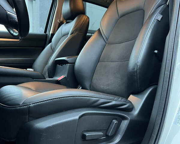 Білий Мазда СХ-5, об'ємом двигуна 2.49 л та пробігом 153 тис. км за 18999 $, фото 25 на Automoto.ua