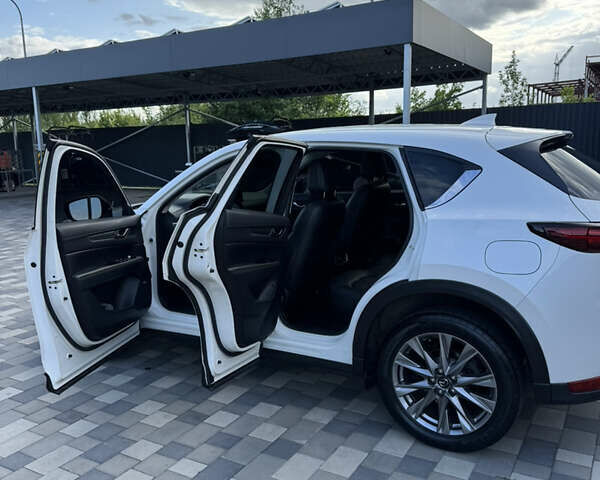Белый Мазда СХ-5, объемом двигателя 2.49 л и пробегом 86 тыс. км за 21800 $, фото 20 на Automoto.ua