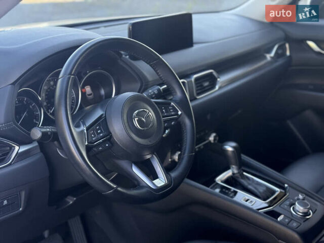 Белый Мазда СХ-5, объемом двигателя 2.5 л и пробегом 128 тыс. км за 20000 $, фото 10 на Automoto.ua