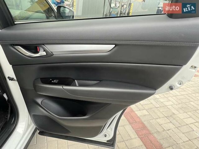 Білий Мазда СХ-5, об'ємом двигуна 2.49 л та пробігом 104 тис. км за 19000 $, фото 14 на Automoto.ua