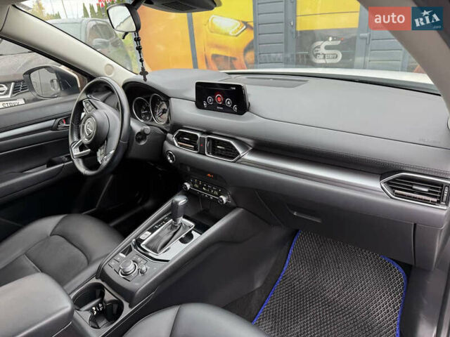 Білий Мазда СХ-5, об'ємом двигуна 2.5 л та пробігом 53 тис. км за 19999 $, фото 37 на Automoto.ua