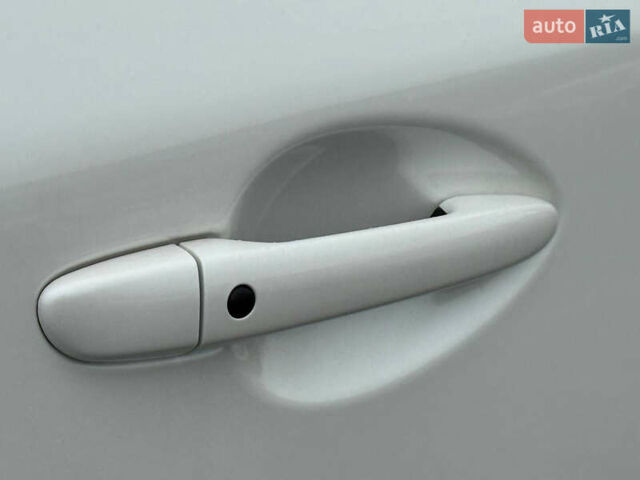 Білий Мазда СХ-5, об'ємом двигуна 2.5 л та пробігом 53 тис. км за 19999 $, фото 34 на Automoto.ua