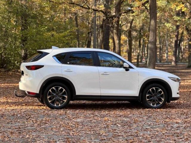 Білий Мазда СХ-5, об'ємом двигуна 2.5 л та пробігом 76 тис. км за 13000 $, фото 7 на Automoto.ua