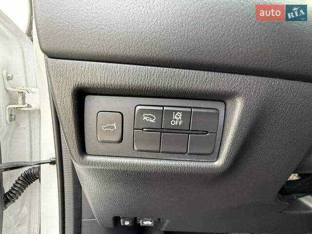 Белый Мазда СХ-5, объемом двигателя 2.49 л и пробегом 75 тыс. км за 24000 $, фото 51 на Automoto.ua