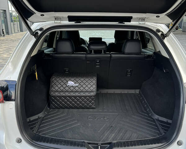 Белый Мазда СХ-5, объемом двигателя 2.49 л и пробегом 86 тыс. км за 21800 $, фото 12 на Automoto.ua