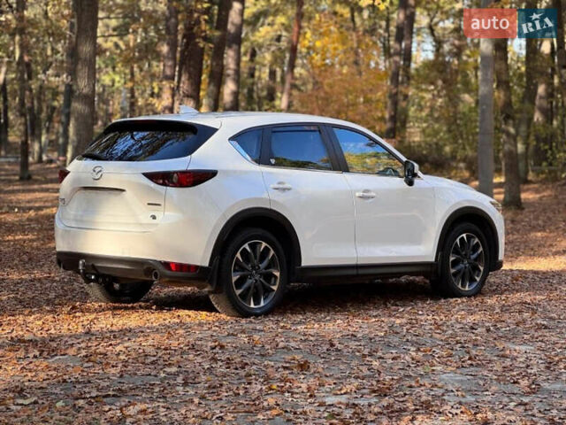 Белый Мазда СХ-5, объемом двигателя 2.49 л и пробегом 67 тыс. км за 19500 $, фото 4 на Automoto.ua