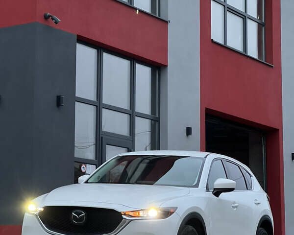 Білий Мазда СХ-5, об'ємом двигуна 2.49 л та пробігом 153 тис. км за 18999 $, фото 4 на Automoto.ua