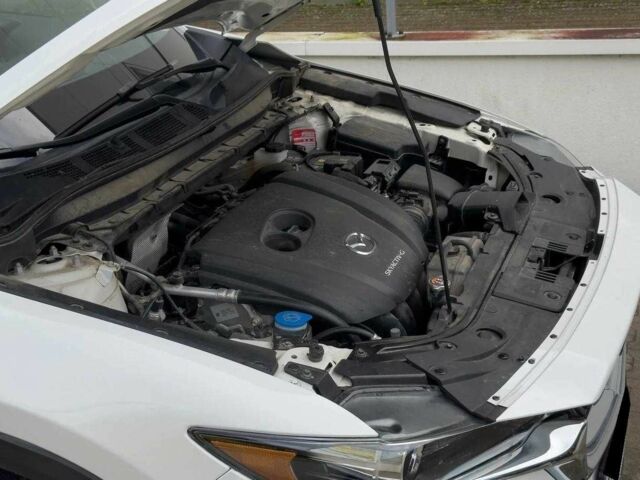 Белый Мазда СХ-5, объемом двигателя 0 л и пробегом 20 тыс. км за 300 $, фото 17 на Automoto.ua