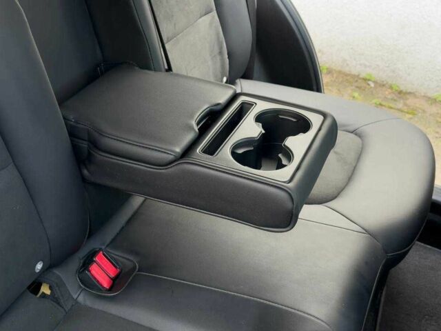 Белый Мазда СХ-5, объемом двигателя 0 л и пробегом 20 тыс. км за 300 $, фото 15 на Automoto.ua