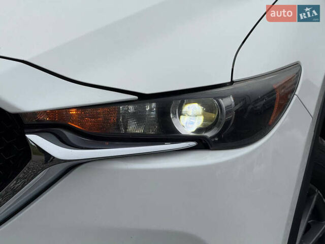 Білий Мазда СХ-5, об'ємом двигуна 2.5 л та пробігом 53 тис. км за 19999 $, фото 16 на Automoto.ua