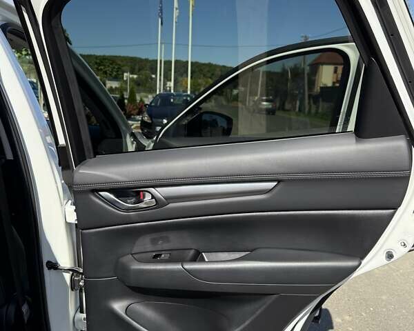 Білий Мазда СХ-5, об'ємом двигуна 2.5 л та пробігом 53 тис. км за 21500 $, фото 13 на Automoto.ua