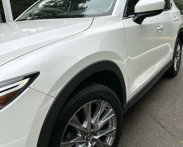 Білий Мазда СХ-5, об'ємом двигуна 2.49 л та пробігом 97 тис. км за 24000 $, фото 8 на Automoto.ua