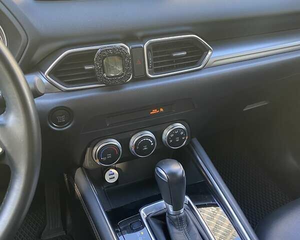 Білий Мазда СХ-5, об'ємом двигуна 2.49 л та пробігом 71 тис. км за 21500 $, фото 5 на Automoto.ua