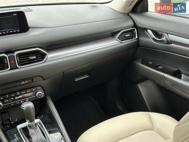 Белый Мазда СХ-5, объемом двигателя 2.49 л и пробегом 105 тыс. км за 17990 $, фото 23 на Automoto.ua