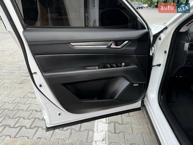 Белый Мазда СХ-5, объемом двигателя 2.49 л и пробегом 75 тыс. км за 24000 $, фото 34 на Automoto.ua