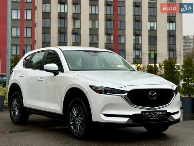 Белый Мазда СХ-5, объемом двигателя 2.5 л и пробегом 72 тыс. км за 18900 $, фото 2 на Automoto.ua