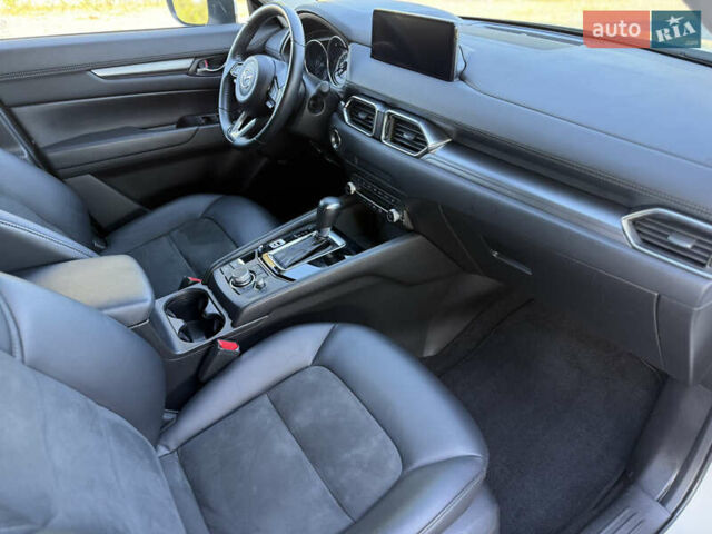 Белый Мазда СХ-5, объемом двигателя 2.5 л и пробегом 128 тыс. км за 20000 $, фото 14 на Automoto.ua