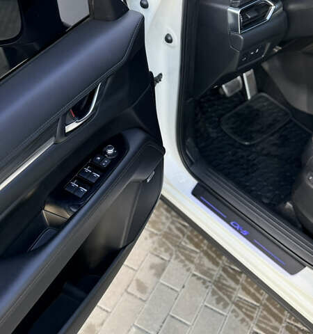 Мазда СХ-5 2020 у Дніпро (Дніпропетровську) на Automoto.ua Білий Мазда СХ-5, об'ємом двигуна 2.49 л та пробігом 58 тис. км за 20500 $, фото 7 на Automoto.ua