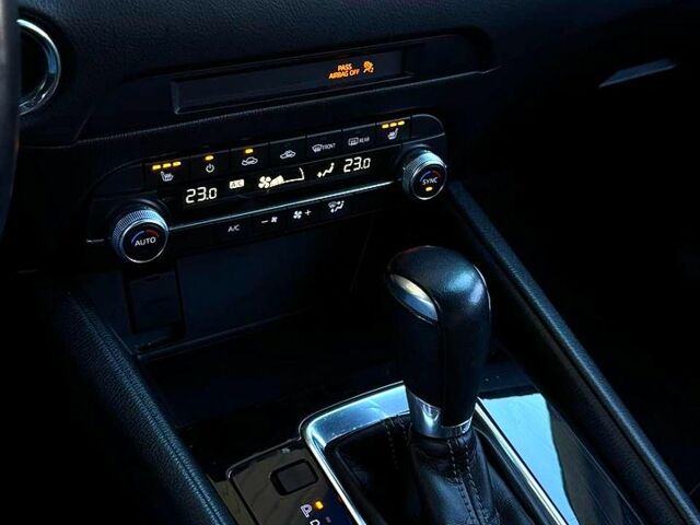 Білий Мазда СХ-5, об'ємом двигуна 2.5 л та пробігом 90 тис. км за 19999 $, фото 12 на Automoto.ua