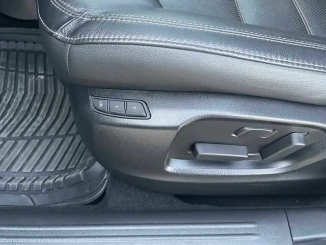 Белый Мазда СХ-5, объемом двигателя 2.5 л и пробегом 65 тыс. км за 15700 $, фото 9 на Automoto.ua