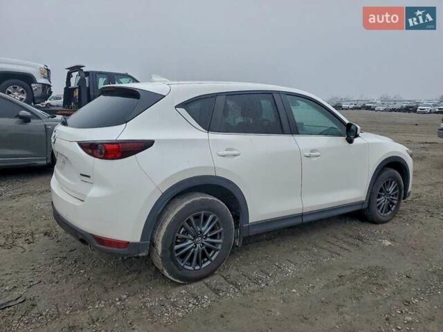 Белый Мазда СХ-5, объемом двигателя 2.49 л и пробегом 101 тыс. км за 5100 $, фото 2 на Automoto.ua