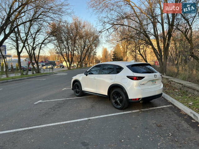 Белый Мазда СХ-5, объемом двигателя 2.5 л и пробегом 110 тыс. км за 19500 $, фото 5 на Automoto.ua
