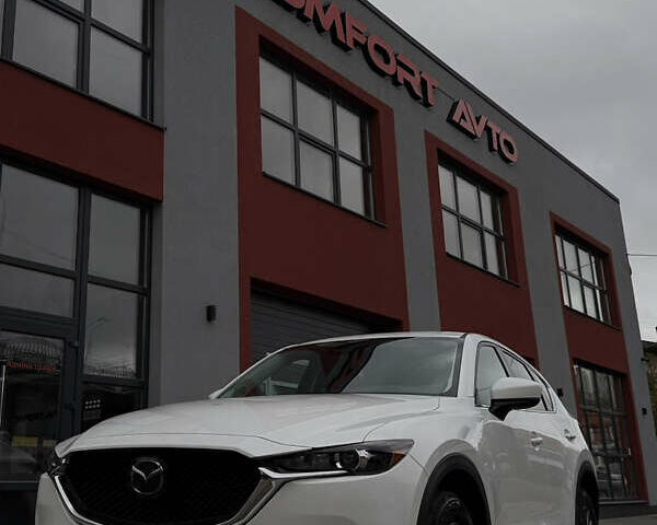 Белый Мазда СХ-5, объемом двигателя 2.49 л и пробегом 153 тыс. км за 19900 $, фото 4 на Automoto.ua