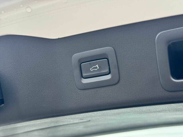 Белый Мазда СХ-5, объемом двигателя 0 л и пробегом 63 тыс. км за 18800 $, фото 9 на Automoto.ua