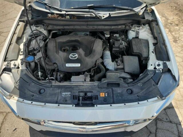 Белый Мазда СХ-5, объемом двигателя 0 л и пробегом 49 тыс. км за 4900 $, фото 11 на Automoto.ua