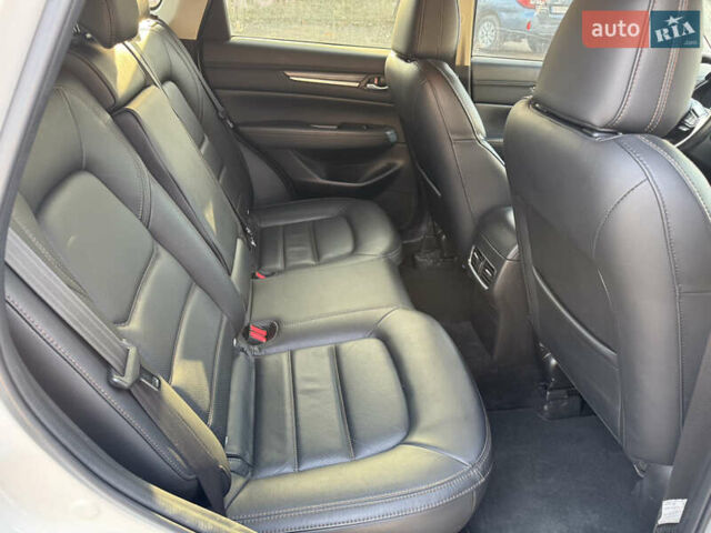 Белый Мазда СХ-5, объемом двигателя 2.49 л и пробегом 115 тыс. км за 21800 $, фото 12 на Automoto.ua