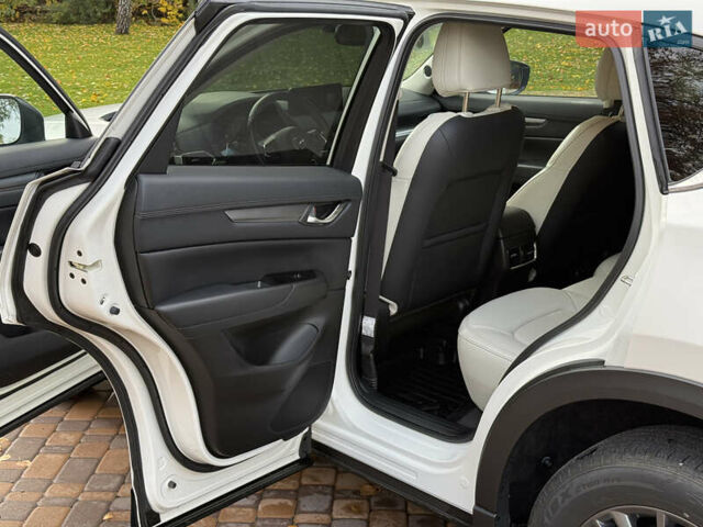 Мазда СХ-5 2021 у Києві на Automoto.ua Білий Мазда СХ-5, об'ємом двигуна 2.49 л та пробігом 111 тис. км за 21500 $, фото 15 на Automoto.ua