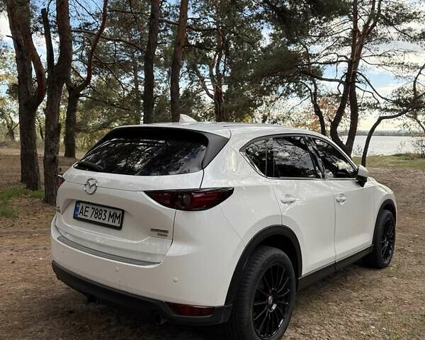 Белый Мазда СХ-5, объемом двигателя 2.49 л и пробегом 71 тыс. км за 27000 $, фото 3 на Automoto.ua