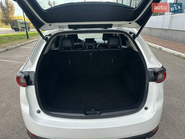 Белый Мазда СХ-5, объемом двигателя 2.49 л и пробегом 80 тыс. км за 22900 $, фото 12 на Automoto.ua