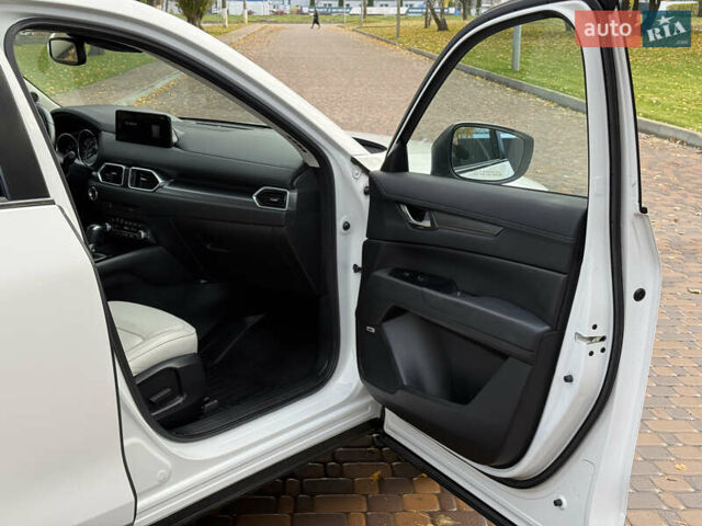 Мазда СХ-5 2021 у Києві на Automoto.ua Білий Мазда СХ-5, об'ємом двигуна 2.49 л та пробігом 111 тис. км за 21500 $, фото 25 на Automoto.ua