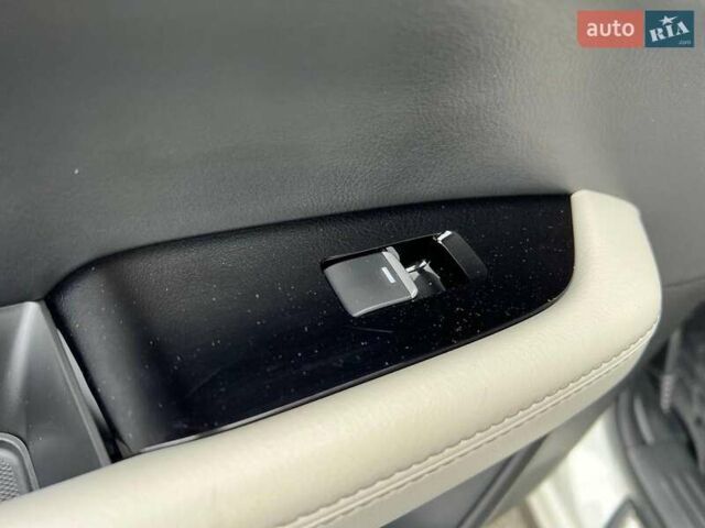 Мазда СХ-5 2021 у Львові на Automoto.ua Білий Мазда СХ-5, об'ємом двигуна 2.5 л та пробігом 35 тис. км за 25990 $, фото 37 на Automoto.ua