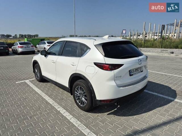Белый Мазда СХ-5, объемом двигателя 2.49 л и пробегом 32 тыс. км за 22000 $, фото 1 на Automoto.ua