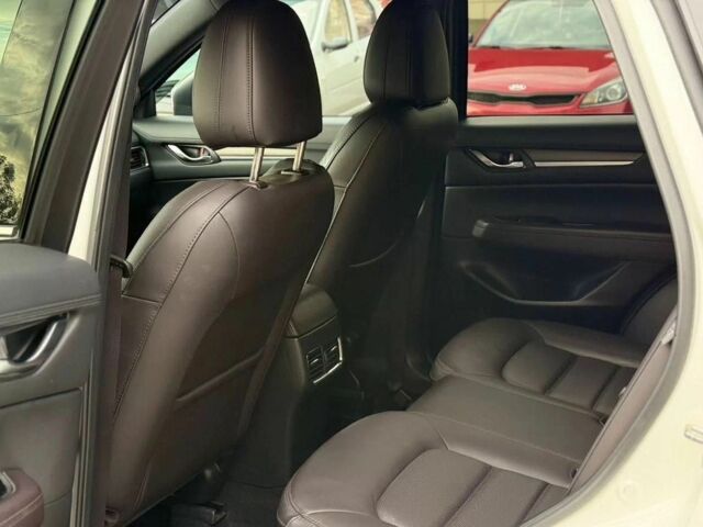 Білий Мазда СХ-5, об'ємом двигуна 2.5 л та пробігом 83 тис. км за 12000 $, фото 12 на Automoto.ua