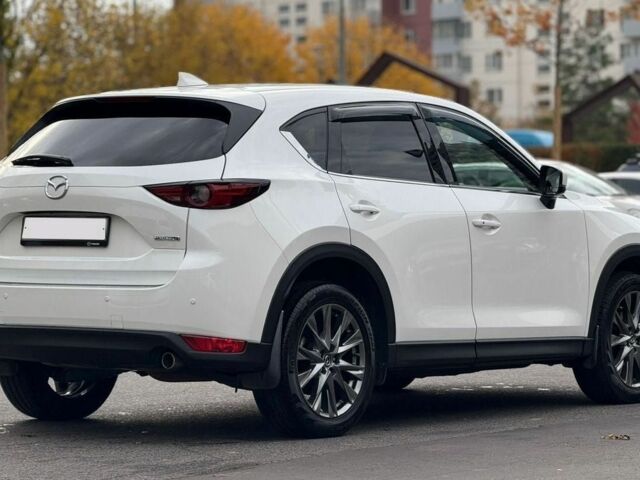Білий Мазда СХ-5, об'ємом двигуна 2.5 л та пробігом 83 тис. км за 12000 $, фото 4 на Automoto.ua