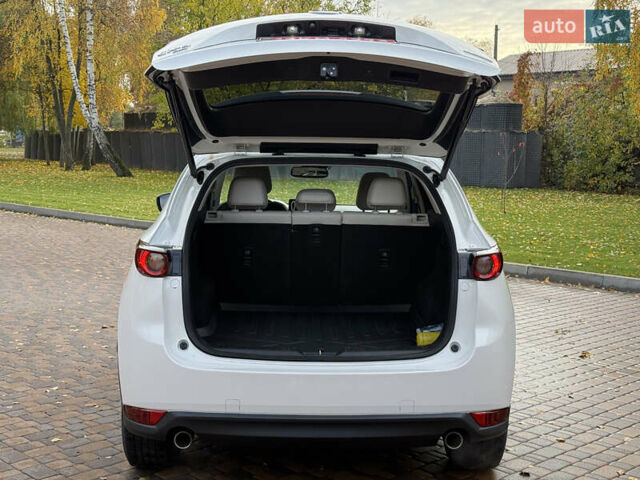 Мазда СХ-5 2021 у Києві на Automoto.ua Білий Мазда СХ-5, об'ємом двигуна 2.49 л та пробігом 111 тис. км за 21500 $, фото 19 на Automoto.ua