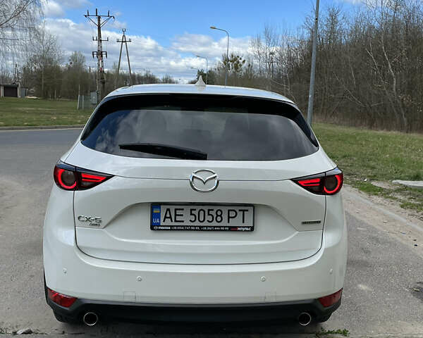Білий Мазда СХ-5, об'ємом двигуна 2 л та пробігом 59 тис. км за 25300 $, фото 4 на Automoto.ua
