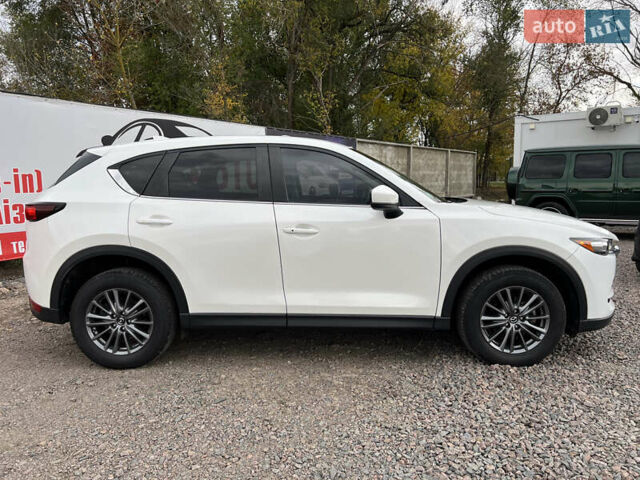 Белый Мазда СХ-5, объемом двигателя 2.49 л и пробегом 41 тыс. км за 20700 $, фото 7 на Automoto.ua