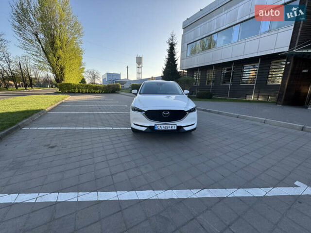 Белый Мазда СХ-5, объемом двигателя 2.49 л и пробегом 111 тыс. км за 22400 $, фото 1 на Automoto.ua