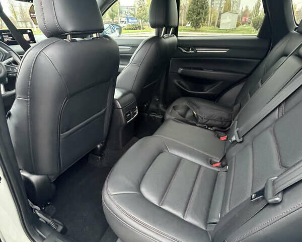 Белый Мазда СХ-5, объемом двигателя 2.49 л и пробегом 46 тыс. км за 25000 $, фото 14 на Automoto.ua