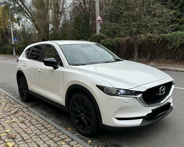 Белый Мазда СХ-5, объемом двигателя 2 л и пробегом 97 тыс. км за 25500 $, фото 2 на Automoto.ua